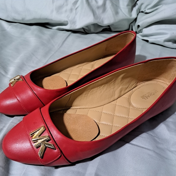 Sz 10 Michael Kors Flats - Picture 4 of 5